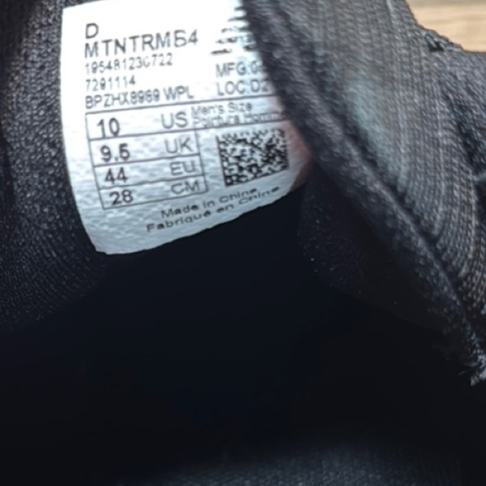 New Balance Men's Black athletic shoes size 10 (b236) - Picture 8 of 8